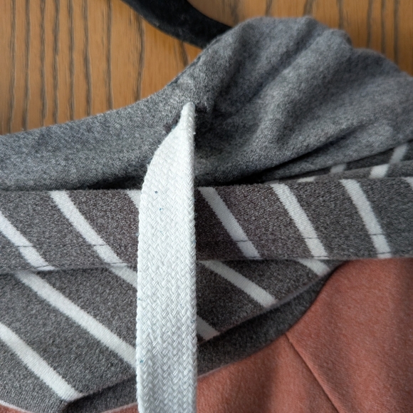 Ninexis Pink Hoodie With Asymmetrical Zip | 1X - Picture 5 of 6